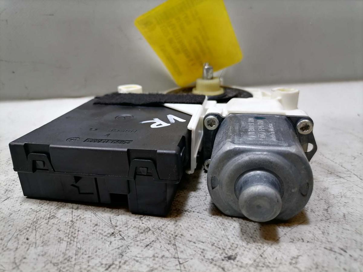 VW Jetta 1K2 original Fensterhebermotor vorn rechts Bj.2007
